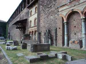 Xtrallusion offers characteristic Bed and Breakfast, B&B, Guest House, Hotel, Albergo and Country Lodge accommodation in Italy. Plus independent self-guided Walking, Adventure, Activity, Skiing and Paragliding Holiday itineraries on the Italian Rivieras, in the Italian Lakes, in the Italian Alps and in some of the most beautiful corners of Italy.